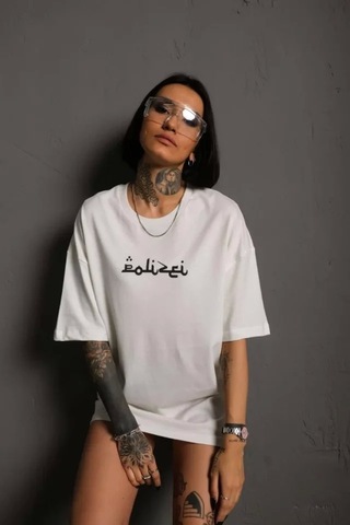 Bisiklet Yakalı Sırt Baskılı Oversize T-shirt - Beyaz