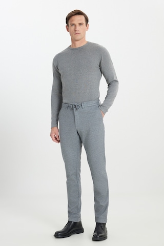 AC&Co / Altınyıldız Classics Erkek Grı Relax Fit Rahat Kesim Beli Bağlamalı Esnek Takım Elbise Pantolonu Gri