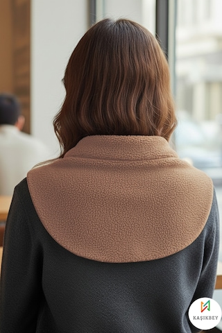 Leiste Kadın Peluş Bolero Omuz Şalı Etol Boyunluk Welsoft Peluş Kışlık Omuz Şalı Boyunluk Kahverengi