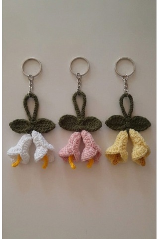 El Örgüsü Amigurami Zambak Anahtarlık Eflatun