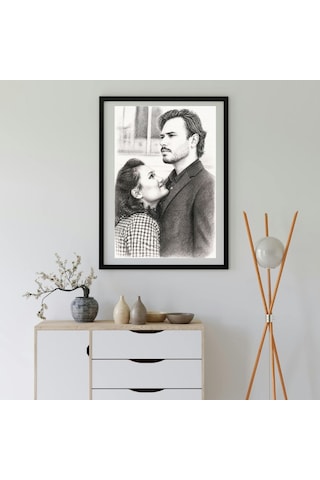 Sevgiliye Hediye Fotoğraftan Karakalem Resim Baskılı Yapışkanlı Çerçeve