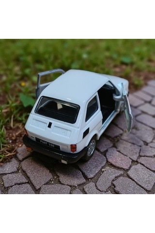 Nostaljik Metal Çek Bırak Beyaz Fiat 126 Araba Kapılar Açılır Diğer
