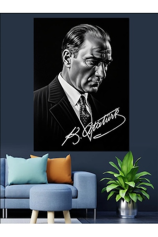 Ahşap Tablo Siyah Takımlı Atatürk Portresi
