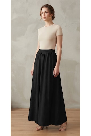 Stormwear Bürümcük Beli Lastikli Salaş Maxi Uzun Etek Siyah Stormwear Bürümcük Beli Lastikli Salaş Maxi Uzun Etek Siyah