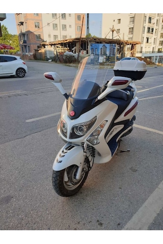 Motocam Sym Gts Evo 250 Ön Cam 2006-2015 Model 63cm Şeffaf Renkli 4mm 10cm Daha Uzun