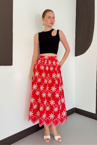 Verymoda Nakışlı Etek D2914 Kırmızı