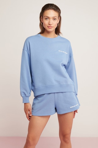 Ethıquet Sandra Kadın Pamuklu Içi Polarlı Yumuşacık Göğsü Baskılı Yuvarlak Yaka Comfort Mavi Sweatsh
