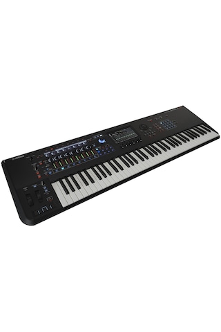 Yamaha Montage M7 Synthesizer