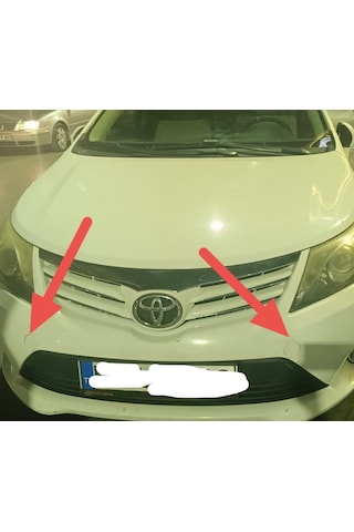Toyota Avensis T27 Çeki Demiri Kapağı Sağ-sol