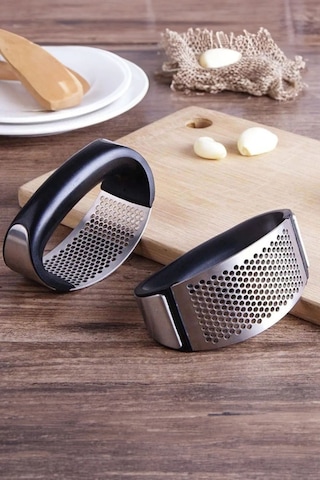 Sarımsak Ezici Kolay Kullanımlı Sarımsak Rendeleyici Siyah