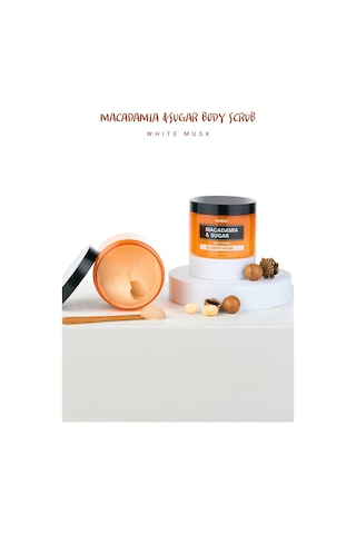 Kundal Macadamia & Sugar White Musk Body Scrub 550 G
