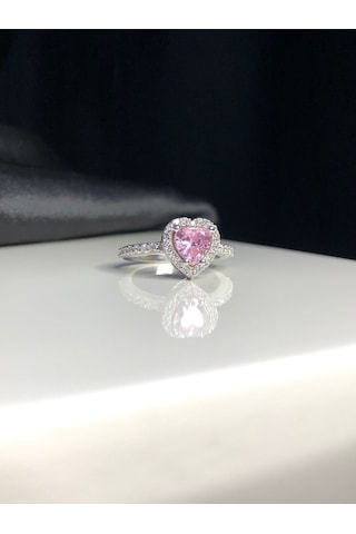 Svarovski Taşlı Pembe Kalpli 925 Ayar Gümüş Işıklı Kutuda Sevgiliye Eşe Ciddi Ilişki Yüzüğü