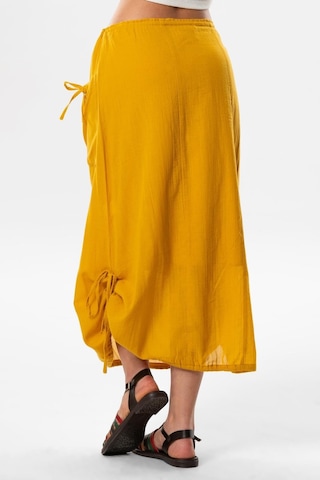 Gökşen Vual Bağlama Ve Lastik Detay Midi Boy Yazlık Otantik Etek Hardal Hrd-hardal Hardal