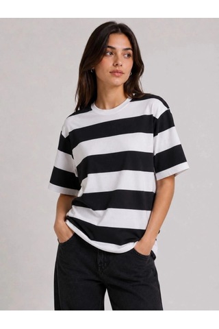 Freedom Storee Kadın Çizgili Oversize Tişört Bisiklet Yaka Kısa Kol Yazlık T-shirt - Siyah Çok Renkli