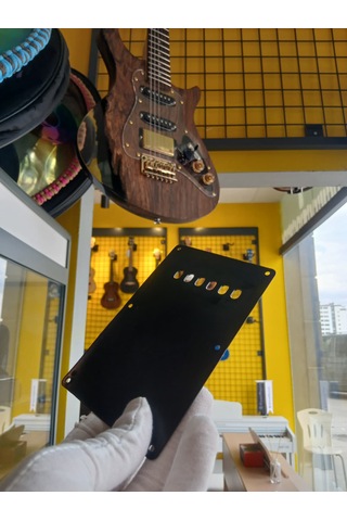 Elektro Gitar Stratocaster Tremolo Arka Yay Kapağı Siyah