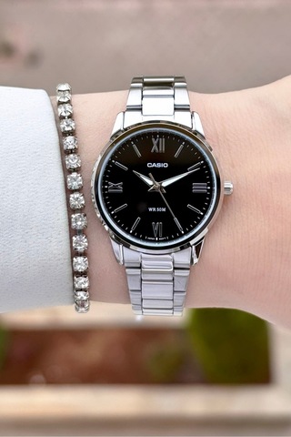 Casio Csıste249 Kadın Kol Saati Gümüş