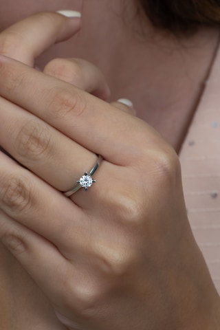 0.5 Karat Pırlanta Model Gümüş Tektaş Yüzük Wsr115