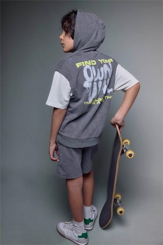 Defacto Oversıze Baskılı Sweatshirt Kumaşı Kısa Kollu Tişört Erkek Çocuk G9737a826smgr452 Gri-gr452