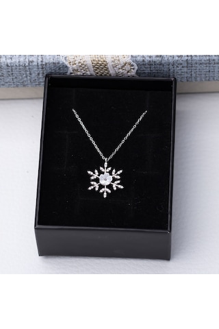 Kar Tanesi Sedef Çiçekli Model Zirkon Taşlı 925 Ayar Gümüş Kadın Kolye Gümüş - Rodyum