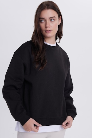 Tudors Kadın Oversize Geniş Kesim Pamuklu Bisiklet Yaka Siyah Sweatshirt-39923 SiYAH