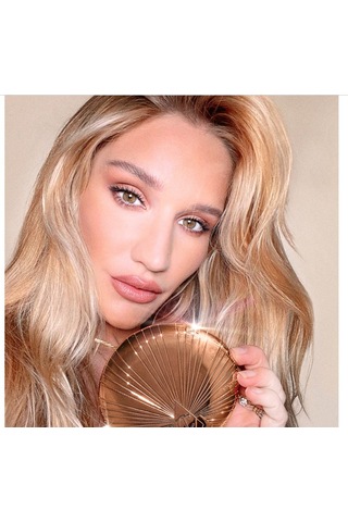 Charlotte Tilbury Airbrush Bronzer - Bronzlaştırıcı Pudra Medium Diğer