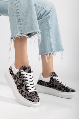 Erceka Günlük Kullanıma Uygun Kadın Spor Ayakkabı Sneaker Bağcıklı Beyaz Renge Siyah Leopar Siyah Leopar