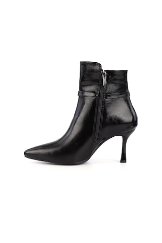 Gönderi R Siyah Fermuarlı İnce Topuklu Bot Siyah