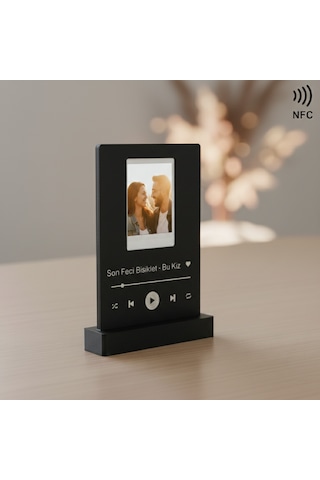Nfc Akıllı Barkodlu "en Sevdiğimiz Şarkı" Tasarımlı 3d Baskı Masaüstü Biblo 14,2x10 Cm