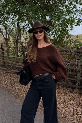 Kahverengi Kayık Yaka Kazak - 4338 Kahverengi