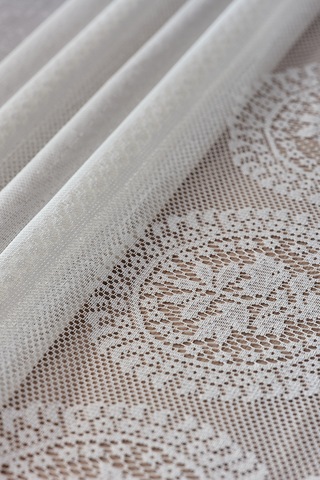 Cozy Masa Örtüsü 145x240cm - Beyaz