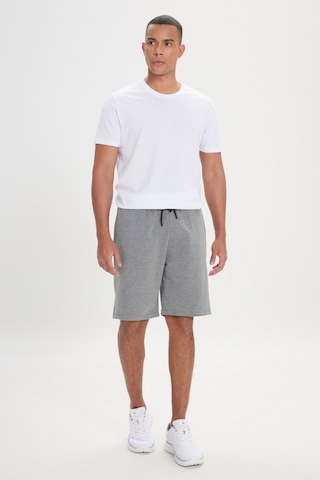AC&Co / Altınyıldız Classics Erkek Grı Melanj Standart Fit Günlük Rahat Spor Örme Şort GRI MELANJ