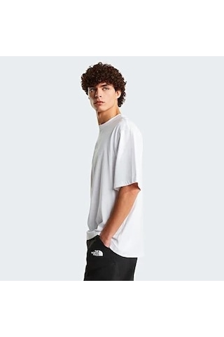 The North Face Liquid Logo Erkek Oversize T-shirt Nf0a8g9ufn41 Beyaz