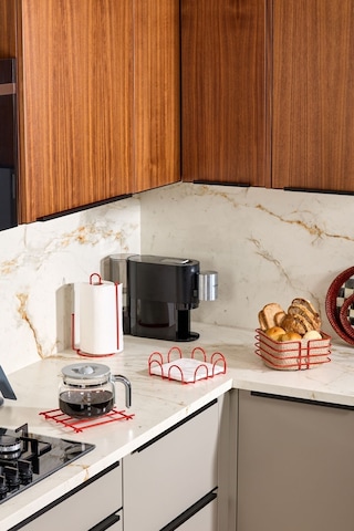 4'lü Kırmızı Servis Sunum Seti, Peçetelik, Kağıt Havluluk, Kare Ekmeklik, Nihale - Metal