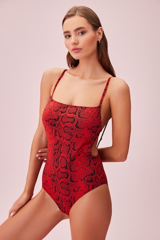 Suwen Red Snake Sırt Detaylı Desenli Mayo Sb253001025d1025 Kırmızı Yılan Desenli