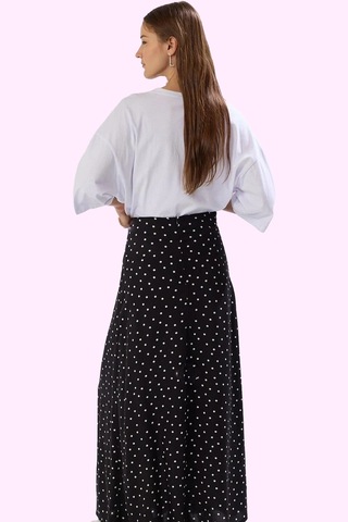 Ersefa Moda Tesettür Regular Çiçekli Desen Günlük Maxi Boy Puantiye Desenli Çan Dokuma Etek Siyah