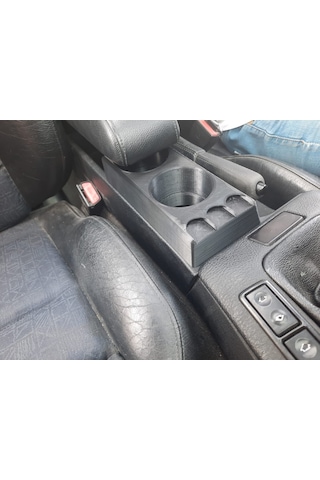 Bmw E36 Orta Konsol Bardaklik 550485494