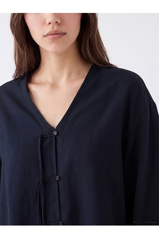 Lcw Modest Lacivert Süslü Düğmeli Oversize Kadın Kimono