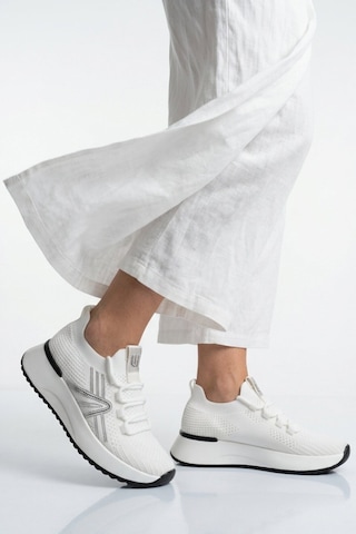Ayakmod Beyaz Anorak Hafif Bağcıklı Kadın Casual Ayakkabı 2058 G