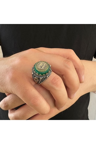 Takılingo 925 Ayar Gümüş Yeşil Kehribar Taşlı Hasbiallah Yazılı Erkek Yüzük Gümüş