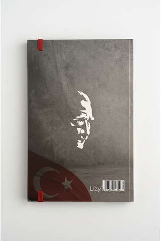 2026 Atatürk Ajanda Premium Sert Kapak Özel Baskı 17x24 Cm Lastikli Ajanda Atatürk Kapaklı Gümüş Gri Ofs907ata