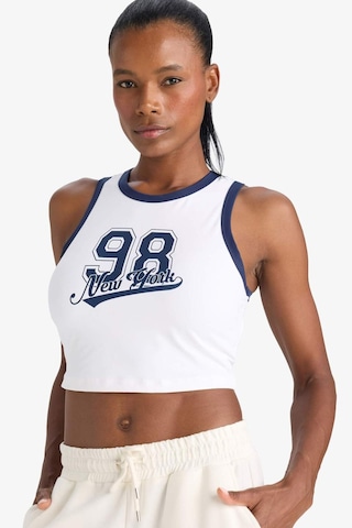 Defacto Defactofit Crop Baskılı Bisiklet Yaka Sporcu Atlet E7722ax25auwt34 Beyaz
