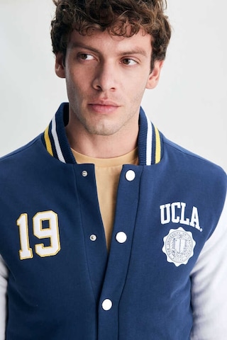 Upland Lacivert Çıtçıtlı Baskılı Standard Fit Erkek Mont Lacivert