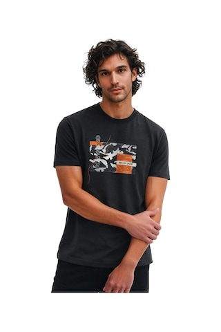 Arma Ar-ma Erkek Bisiklet Yaka Tişört Resim Baskili Örme Kumaş Regular Fit %100 Pamuk 30/2 Süprem Y31344448702 Siyah-s1