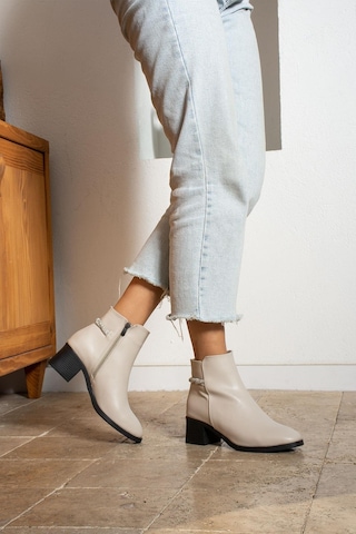 Shoetek Jalinya Kadın Bot&bootie Kalın Topuklu Arka Taşlı Bantlı Bej Deri Bej Cilt Bej