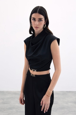 Sateen Toka Detaylı Degaje Bluz - Siyah-135774 Siyah