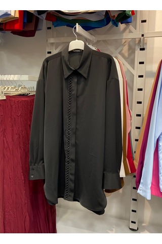Pera Moda Büyük Beden İç Göstermeyen Uzun Oversize Önü Nakışlı Şık Gömlek Siyah