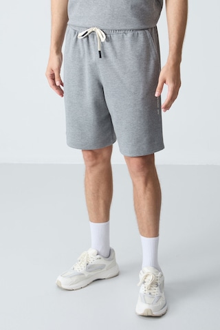 Tommy Life Gri Melanj Pamuklu Kalın Yumuşak Dokulu Oversize Fit Basic Erkek Şort Takım - 85257 GRİ MELANJ