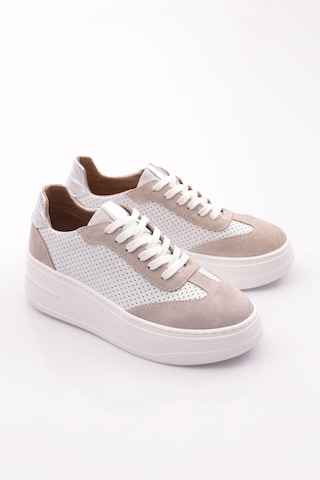 Dgn 476c Kadin Bağcikli Sneaker Ayakkabi Beyaz