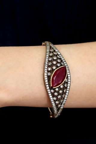 Yakut Taşlı Zirkon Süsleme El İşi Gümüş Otantik Kadın Bilezik 201024743 Gümüş