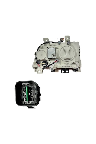 Leoparts Mitsubishi Fuso Canter Far Lambası Sağ 2006-2012 Mk548498